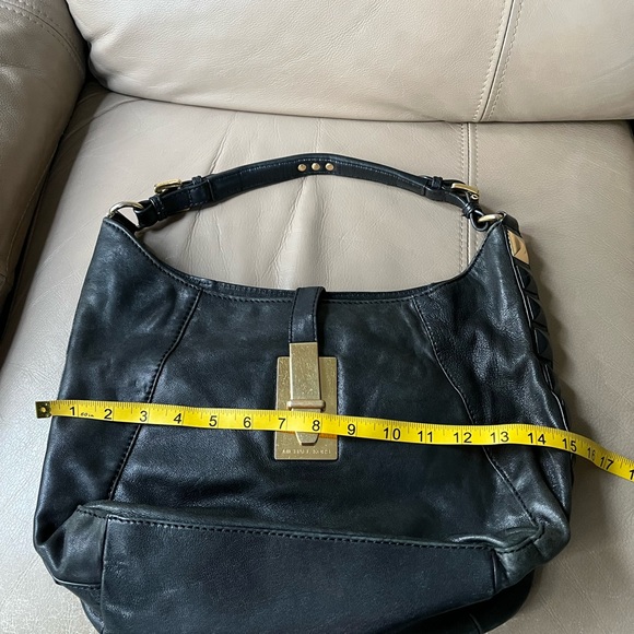 Authentic Micheal Kors Purse! - Picture 16 of 16